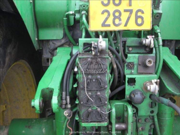Kolový Traktor JOHN DEERE 7720