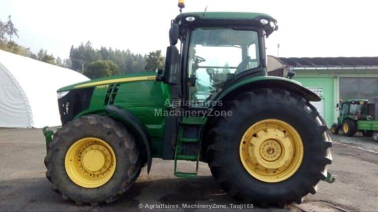 Kolový Traktor JOHN DEERE 7230R