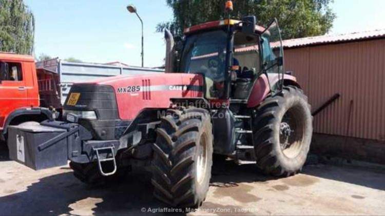 Kolový Traktor CLAAS Magnum MX285